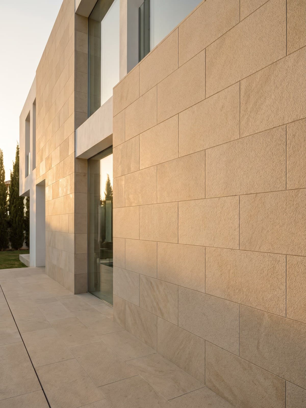 Atlas Beige Castle — application 10