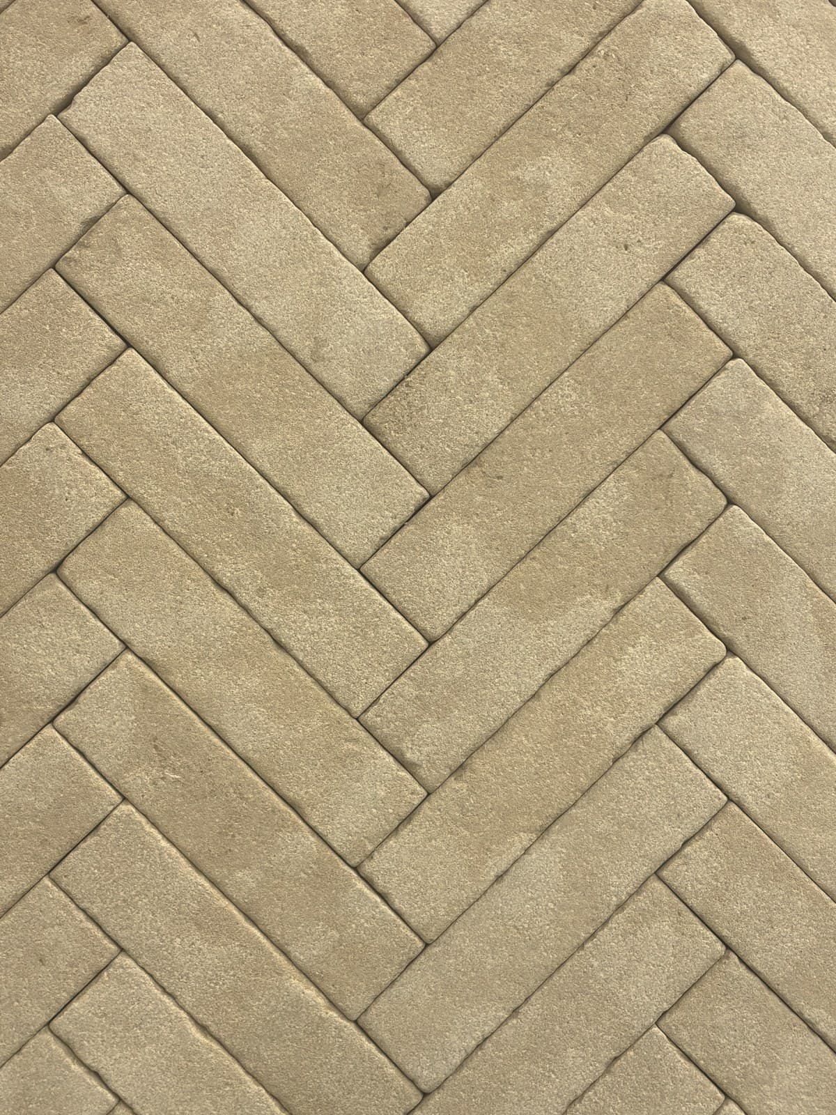Atlas Beige Castle Aged — application 6